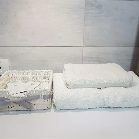 Apartment D&c *